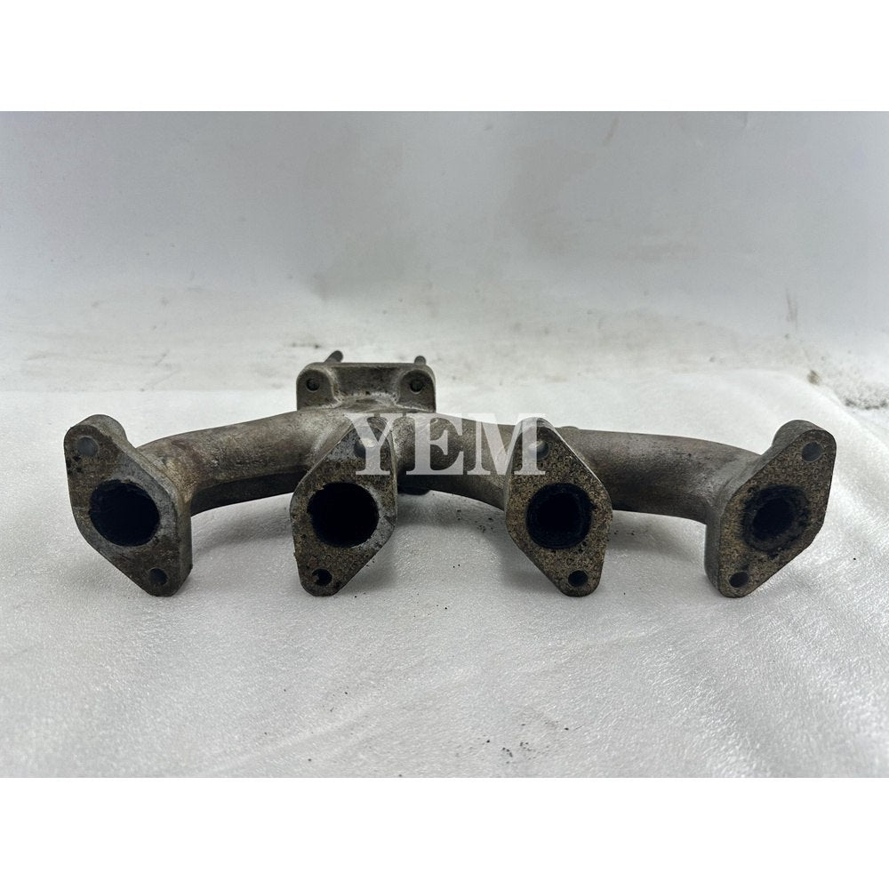 Used Exhaust Manifold For Mitsubishi K4E Engine MT23D Tractor Hanix N260 N350 Excavator For Mitsubishi