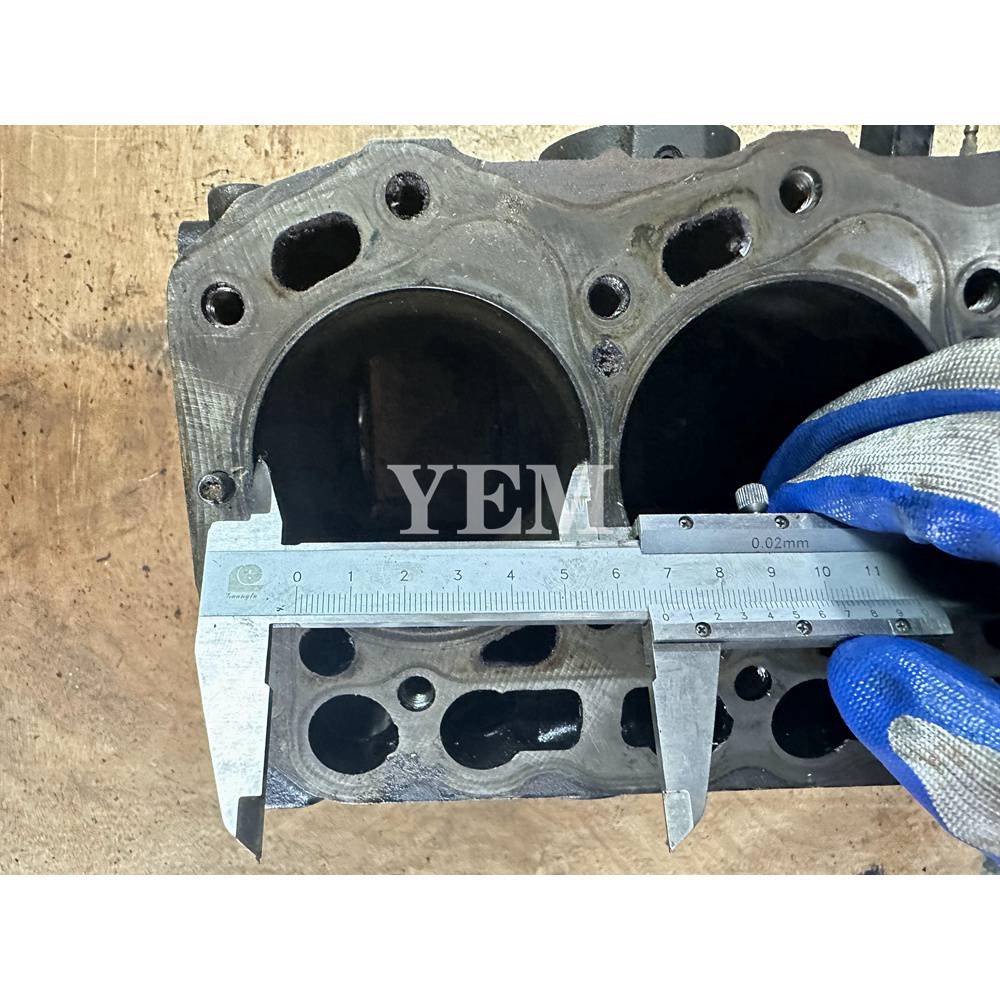 3TNV68 Cylinder Block For Yanmar Gehlmax-IHI MB 28 N excavator For Yanmar