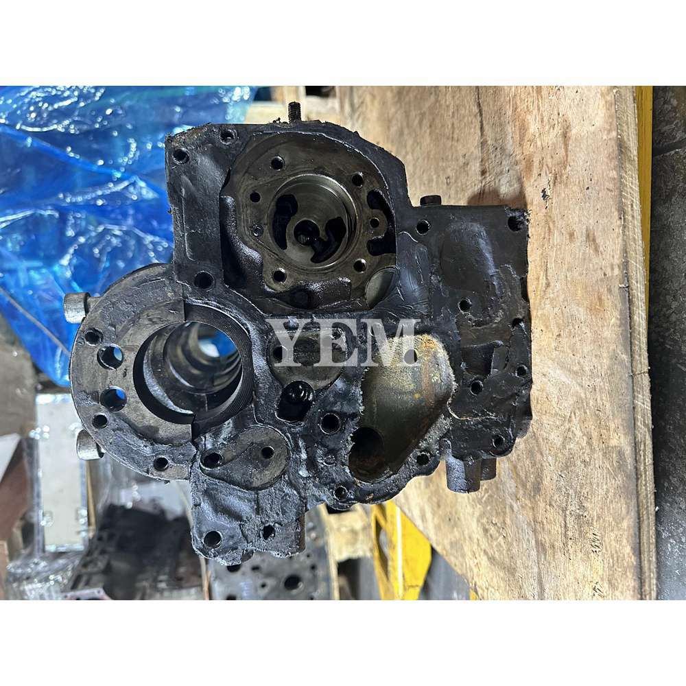 4FE1 Cylinder Block For Isuzu TractorData.com Iseki TA320 tractor engine For Isuzu