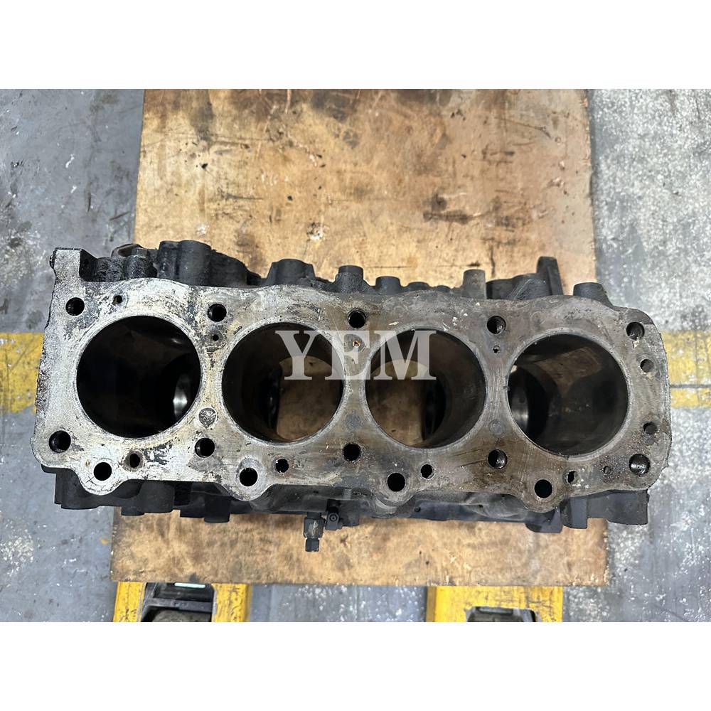 4FB1 Cylinder Block For Isuzu TractorData.com Iseki TL3700 tractor engine