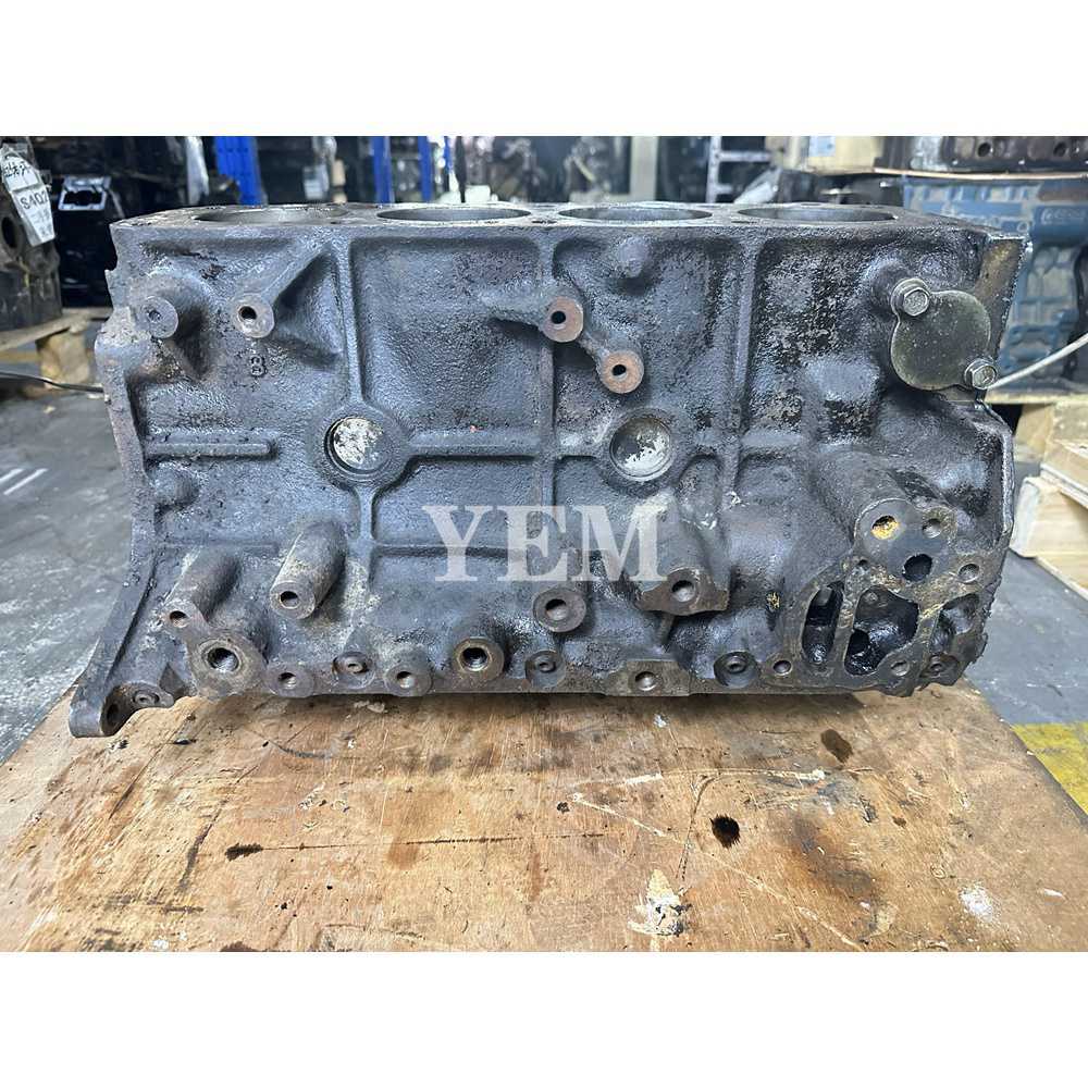 4FB1 Cylinder Block For Isuzu TractorData.com Iseki TL3700 tractor engine For Isuzu