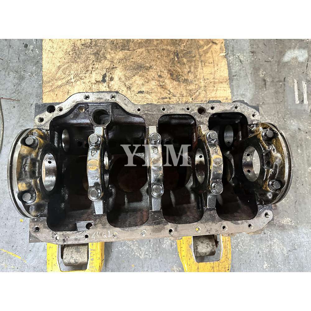 S4Q2 Cylinder Block For Mitsubishi New Holland Boomer 40 tractor