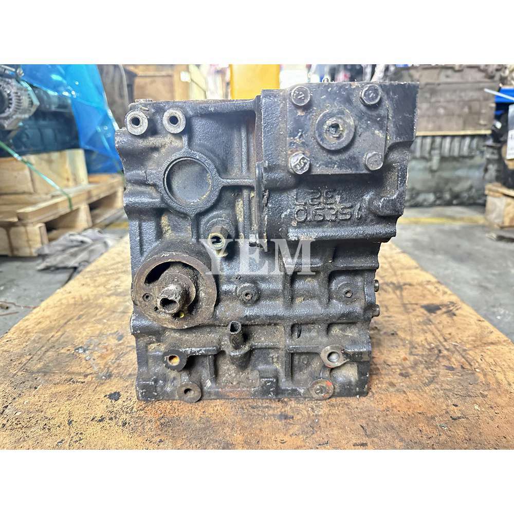 L2E Cylinder Block For Mitsubishi MT372 tractor For Mitsubishi