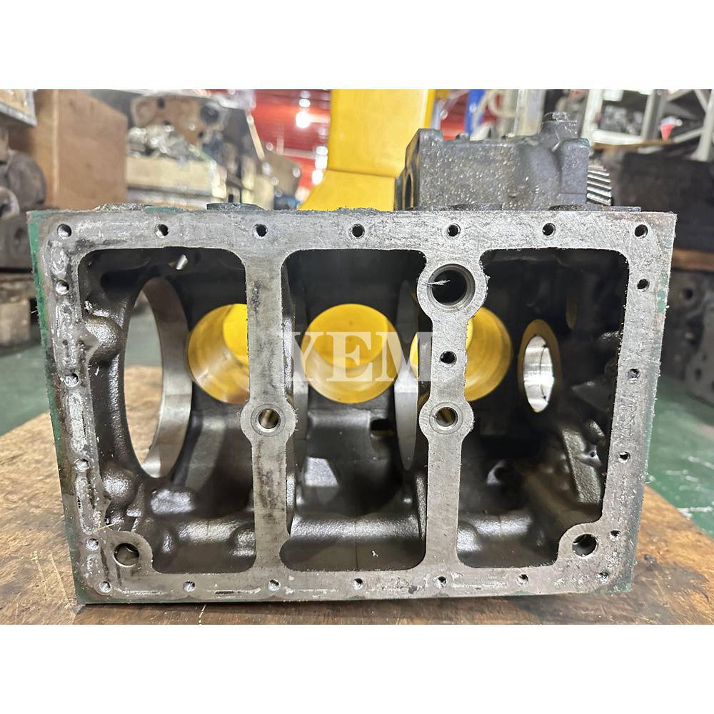 D1005 Cylinder Block For Kubota Cams 216 excavator For Kubota