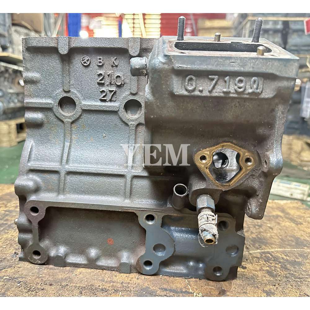 D722 Cylinder Block 1J092-01023 For Kubota BX1800 430 B7300 B74006215 F21D 5215 BX1870 GB14 tractor engine For Kubota