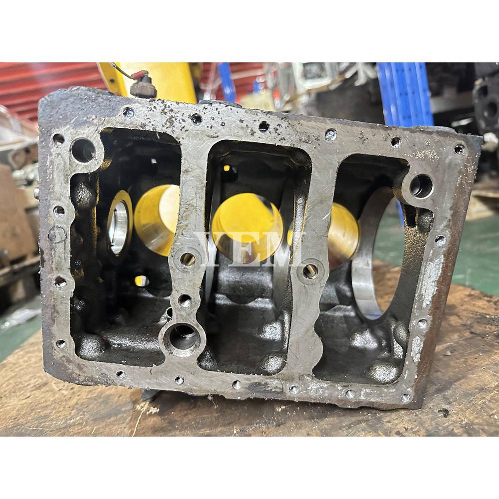 D722 Cylinder Block 1J092-01023 For Kubota BX1800 430 B7300 B74006215 F21D 5215 BX1870 GB14 tractor engine For Kubota