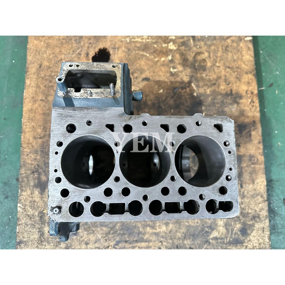 D782 Cylinder Block For Kubota GR2110 ZD21 B7410 L200 tractor For Kubota