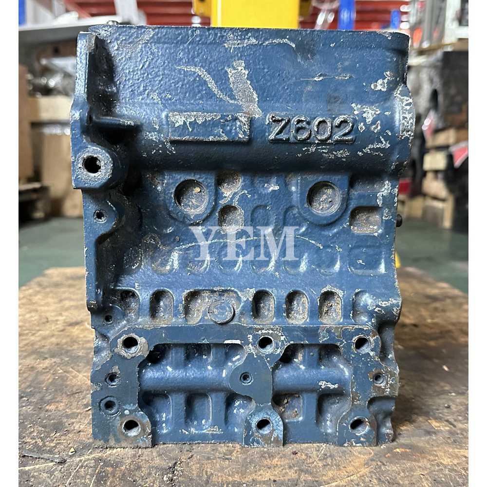 Z602 Cylinder Block For Kubota Hanix H09D excavator For Kubota