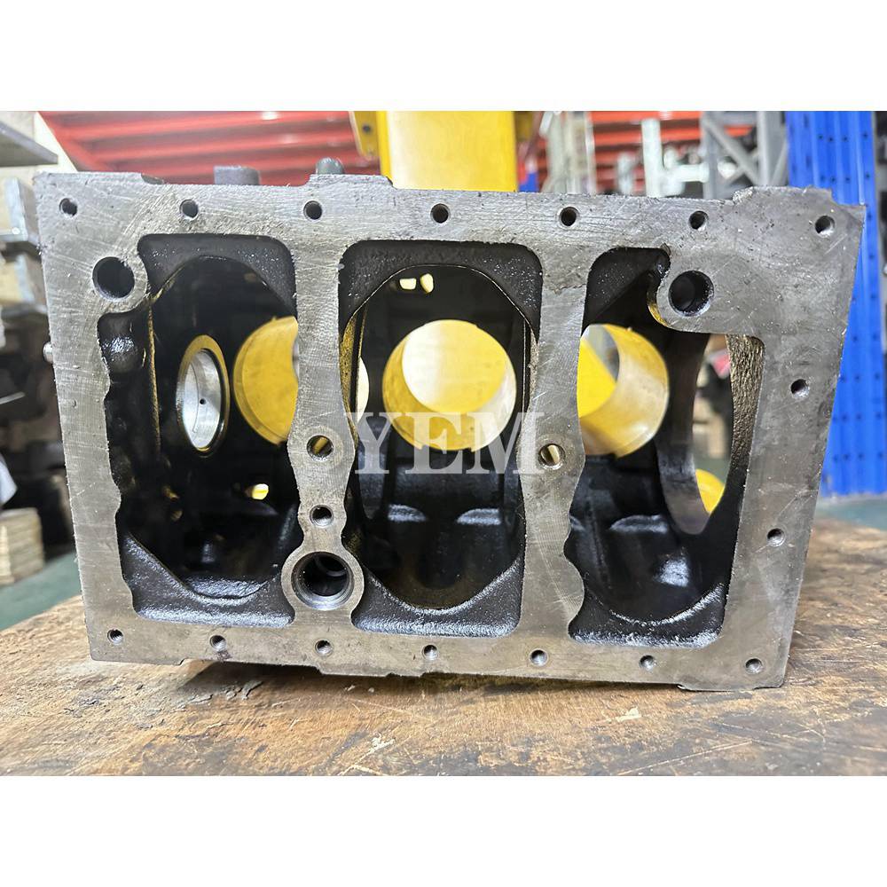 D902 Cylinder Block For Kubota BX2360 BX23S ZD1021 ZD323 450 BX25D WD-825 DA-725 mini loader For Kubota