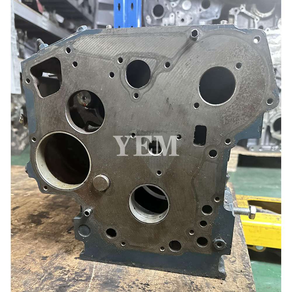 D1105 B Cylinder Block 16684-01018 For Kubota D1105 B Excavator tractor Engine For Kubota