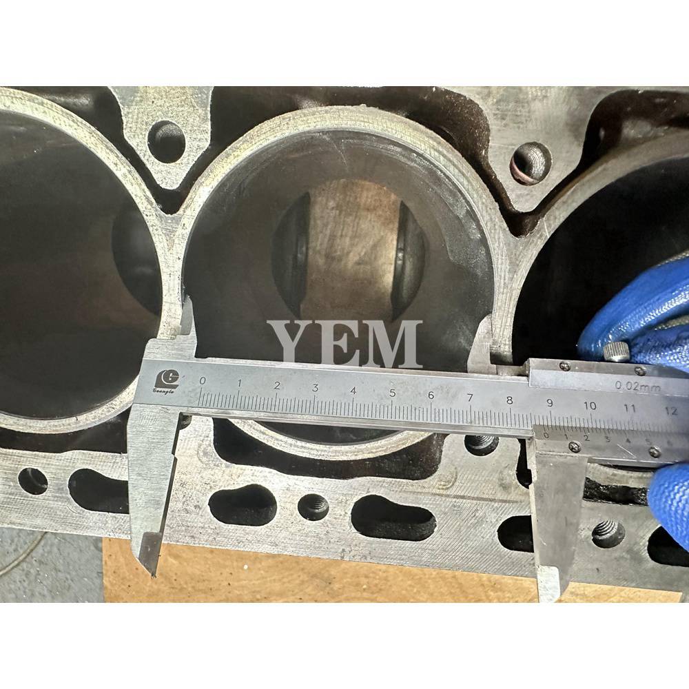 4TNE88 Cylinder Block 729407-01561 For Yanmar AF342 1600 4700 4710 2050 skid steer loader For Yanmar