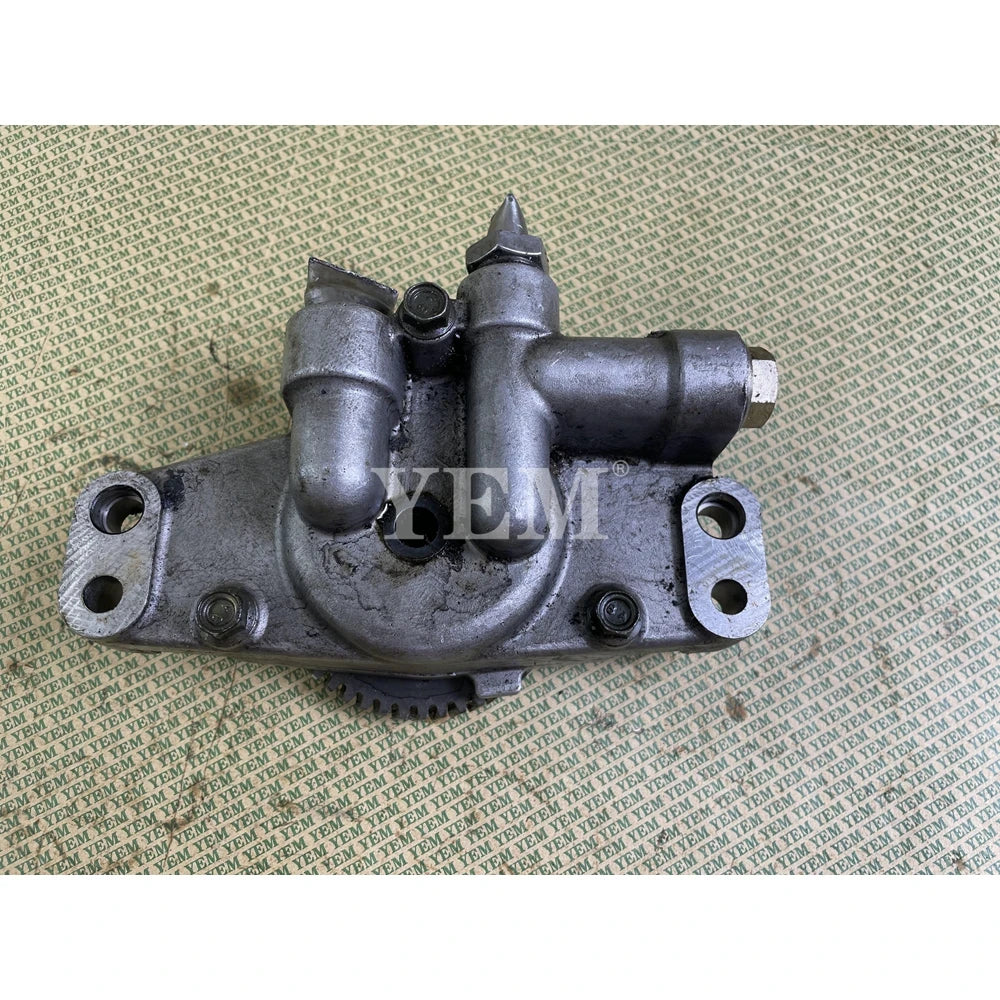 SECOND HAND OIL PUMP FOR ISUZU 3LD1 DIESEL ENGINE PARTS For Isuzu