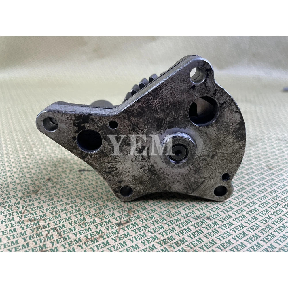 4TN78 OIL PUMP FOR YANMAR (USED) For Yanmar