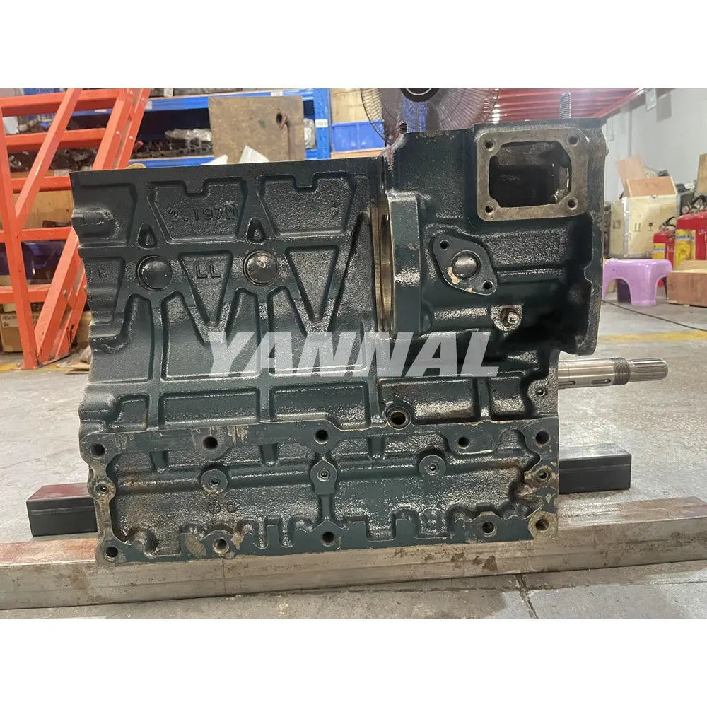 high performance For Kubota Excavator Engine Part V2203 Cylinder Block