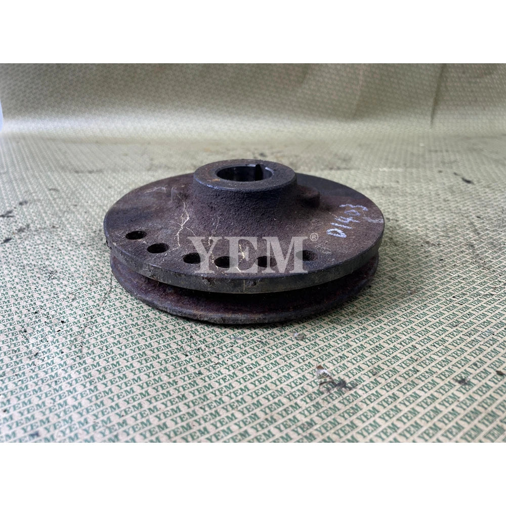 USED D1403 CRANKSHAFT PULLEY FOR KUBOTA DIESEL ENGINE SPARE PARTS For Kubota