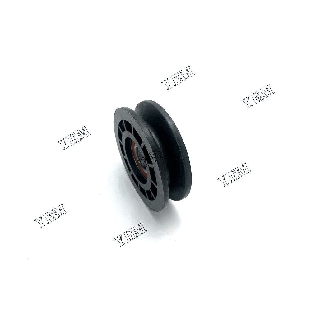 YEM D722 D722-CR Crankshaft Pulley 1G772-74320 Kubota excavator diesel engine YEMPARTS