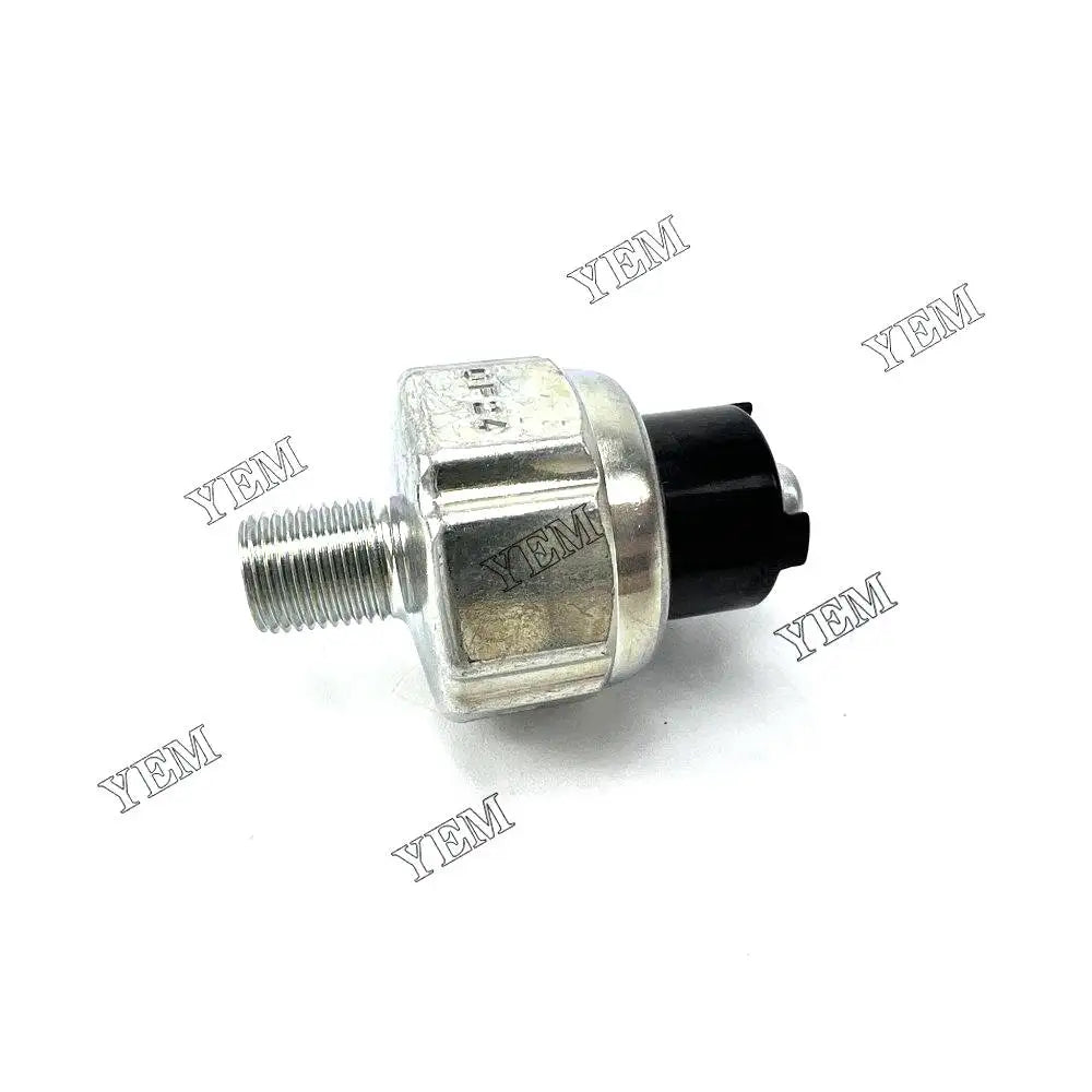 Part Number 1E685-39010 Oil Pressure Switch For Kubota D1105 Engine YEMPARTS