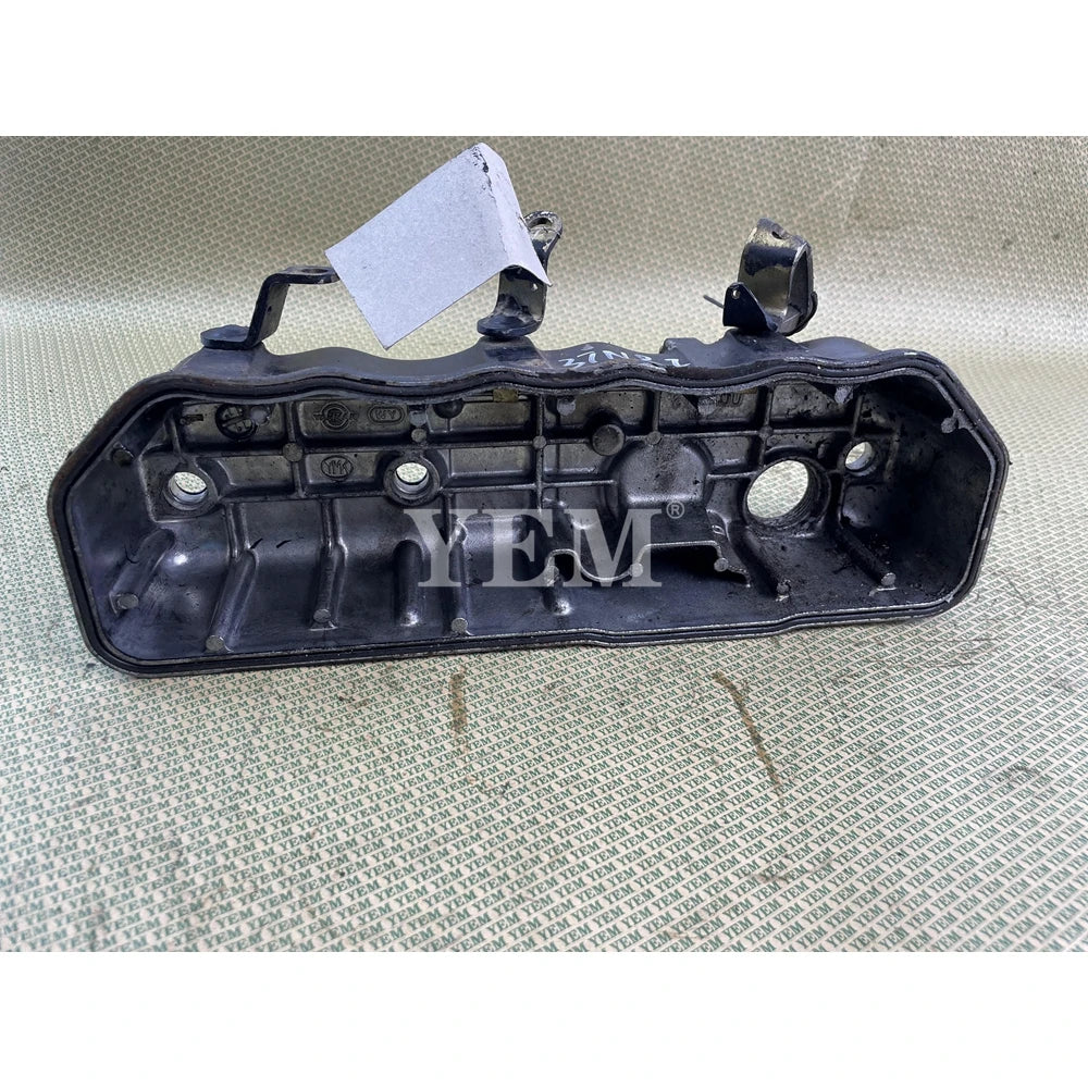 SECOND HAND VALVE COVER FOR YANMAR 3TN82 DIESEL ENGINE PARTS For Yanmar