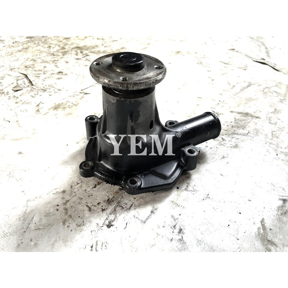 YEM Engine Parts Water Pump For Mitsubishi L2E L3E L3A L2A L3C L2C L3E2 Engine For Volvo Zeppelin For Volvo