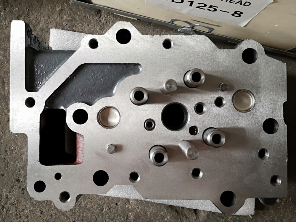 YEM 6D125-8 Cylinder Head Komatsu excavator diesel engine YEMPARTS