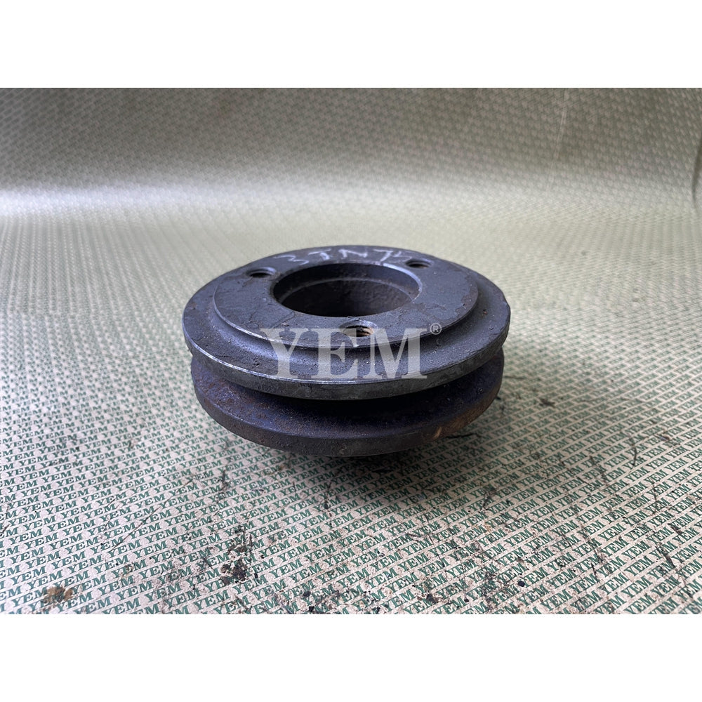 FOR YANMAR ENGINE 3TN75 CRANK PULLEY (USED) For Yanmar