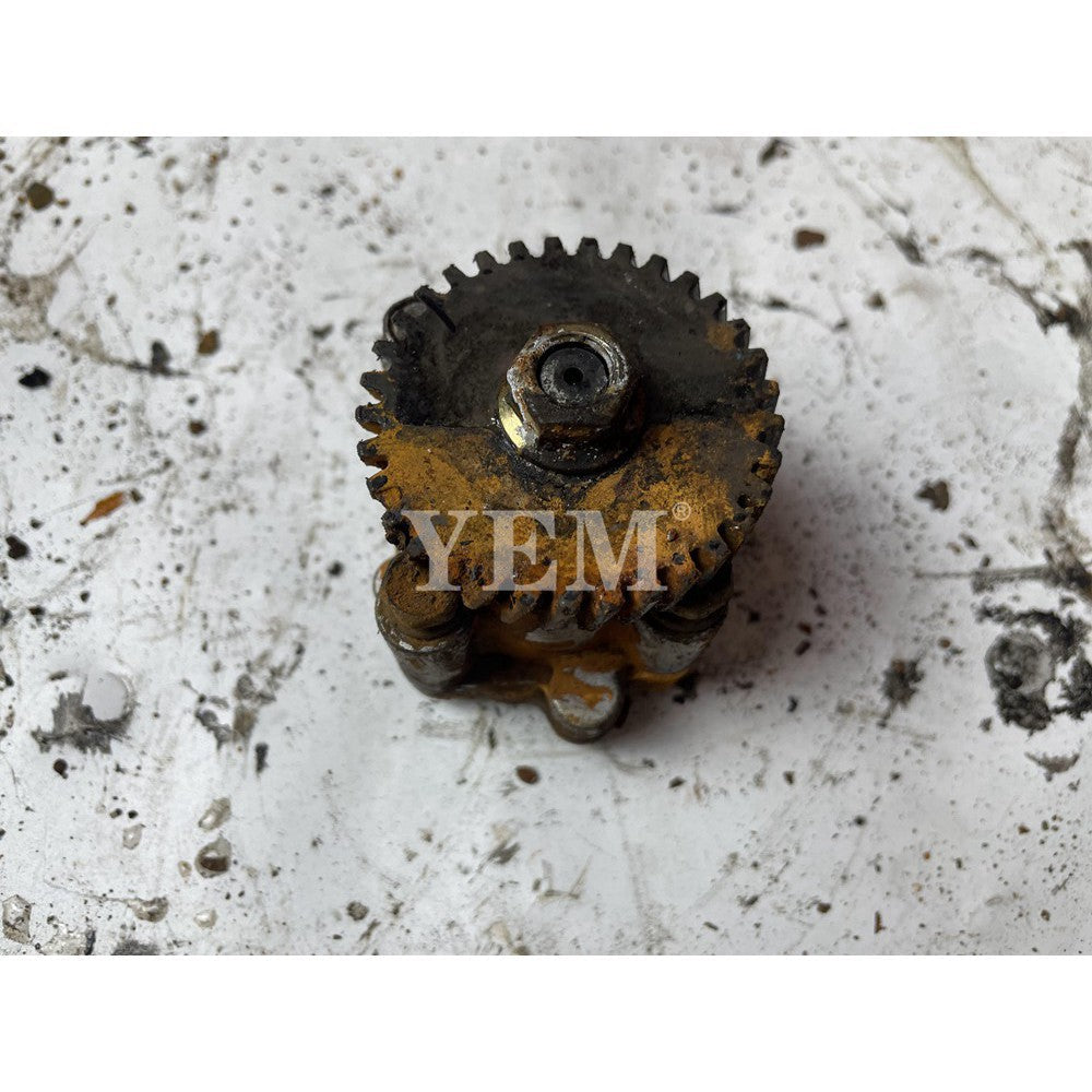 OIL PUMP ASSY 15261-3501-0 FOR KUBOTA V1100 DIESEL ENGINE For Kubota