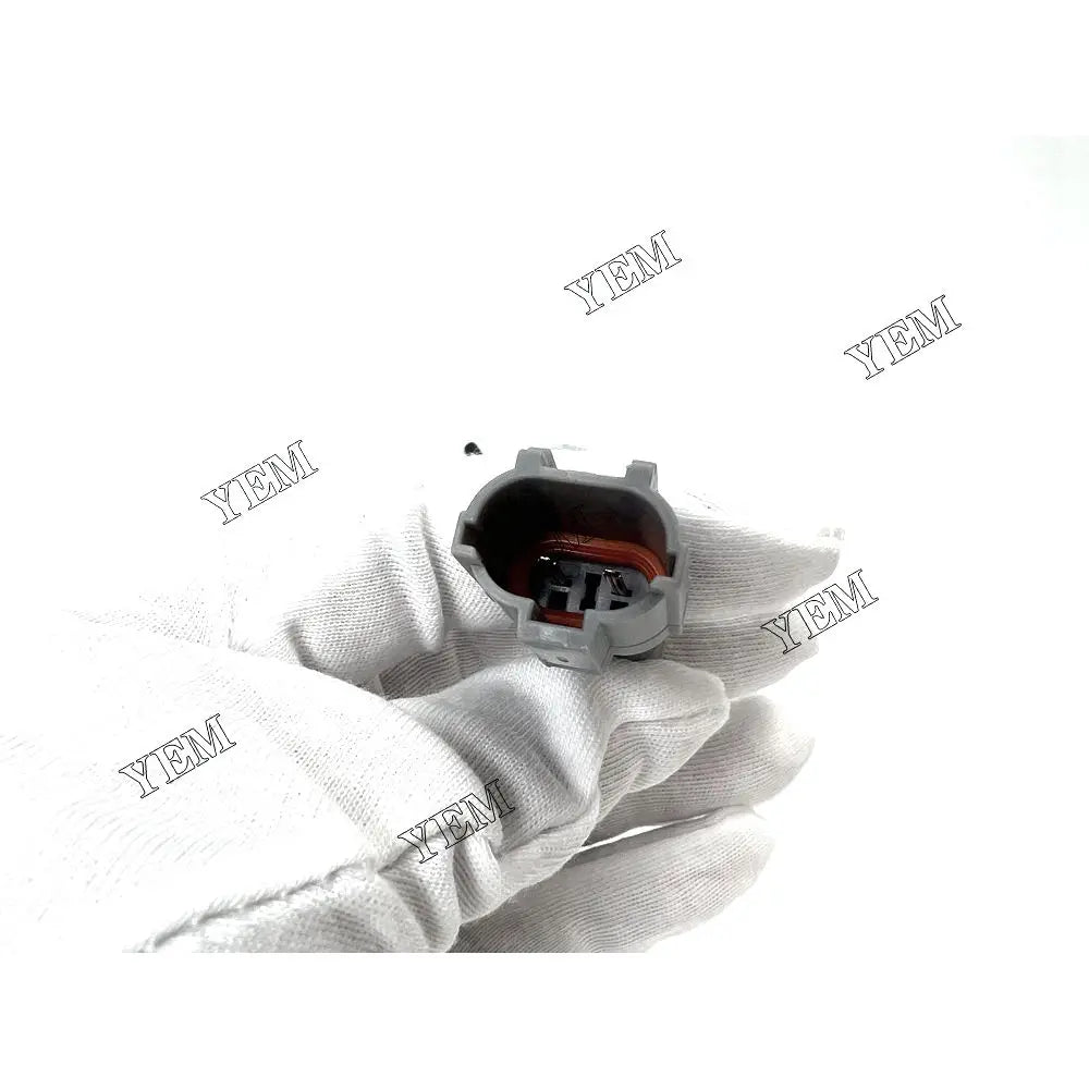 competitive price 1-82410170-1 Oil Sensor For Isuzu 6WG1 excavator engine part YEMPARTS