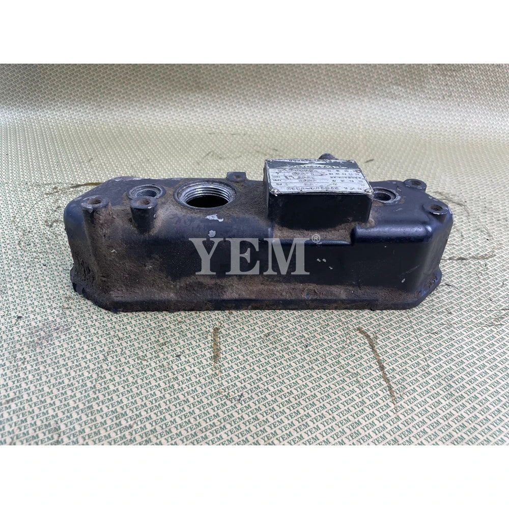 USED VALVE COVER FOR YANMAR 3TNE74 ENGINE For Yanmar