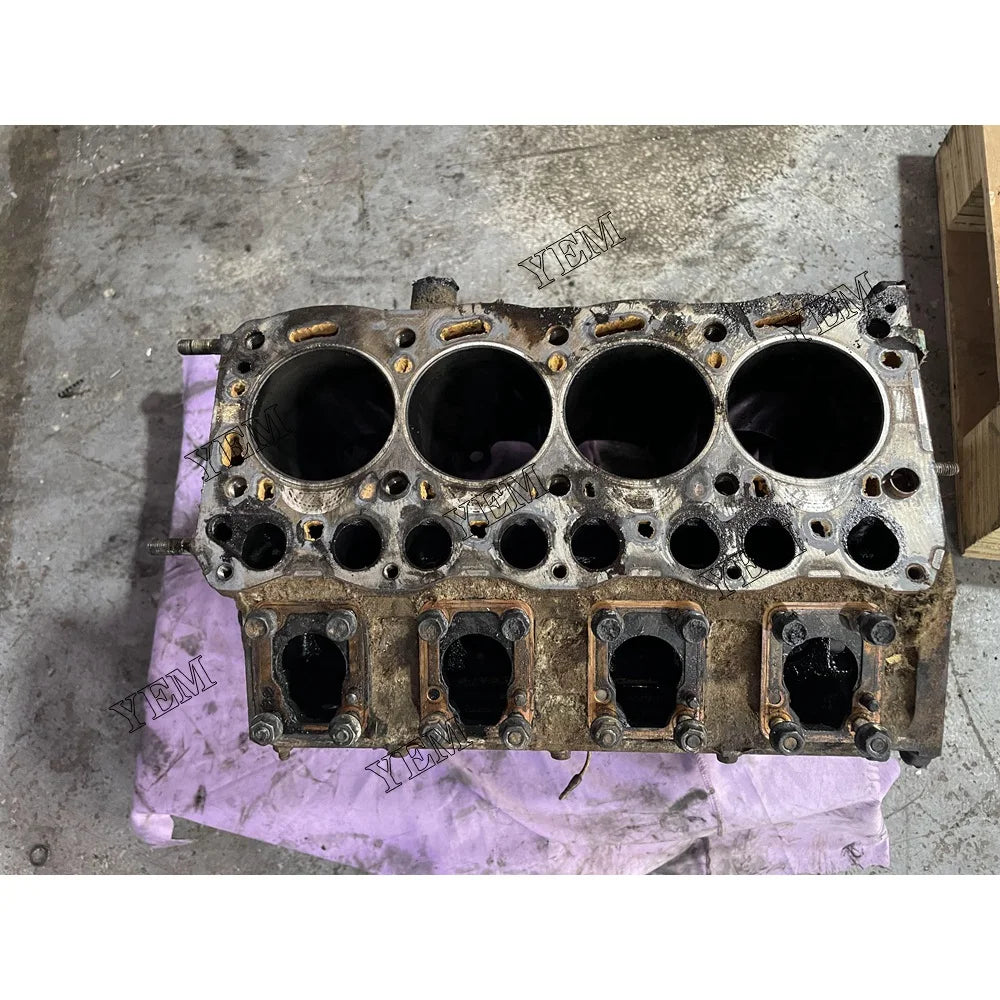 1 year warranty 4LB1 Cylinder Block Assembly For Isuzu engine Parts YEMPARTS