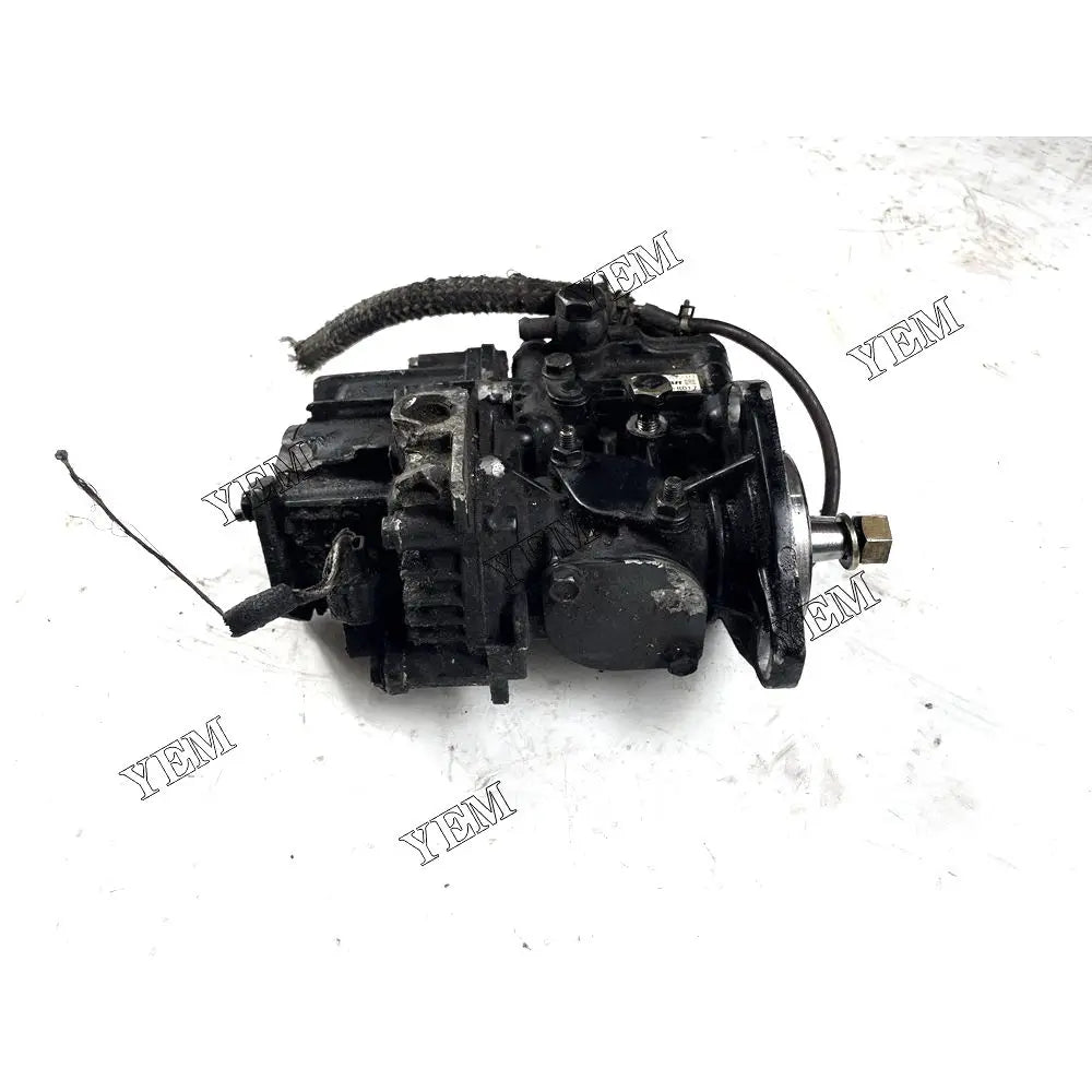 competitive price YM719266-51210 Fuel Injection Pump Assy For Yanmar 3TNV68 excavator engine part YEMPARTS