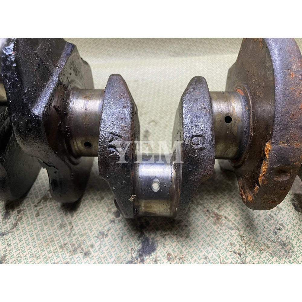 FOR KUBOTA ENGINE D1403 CRANKSHAFT (USED) For Kubota