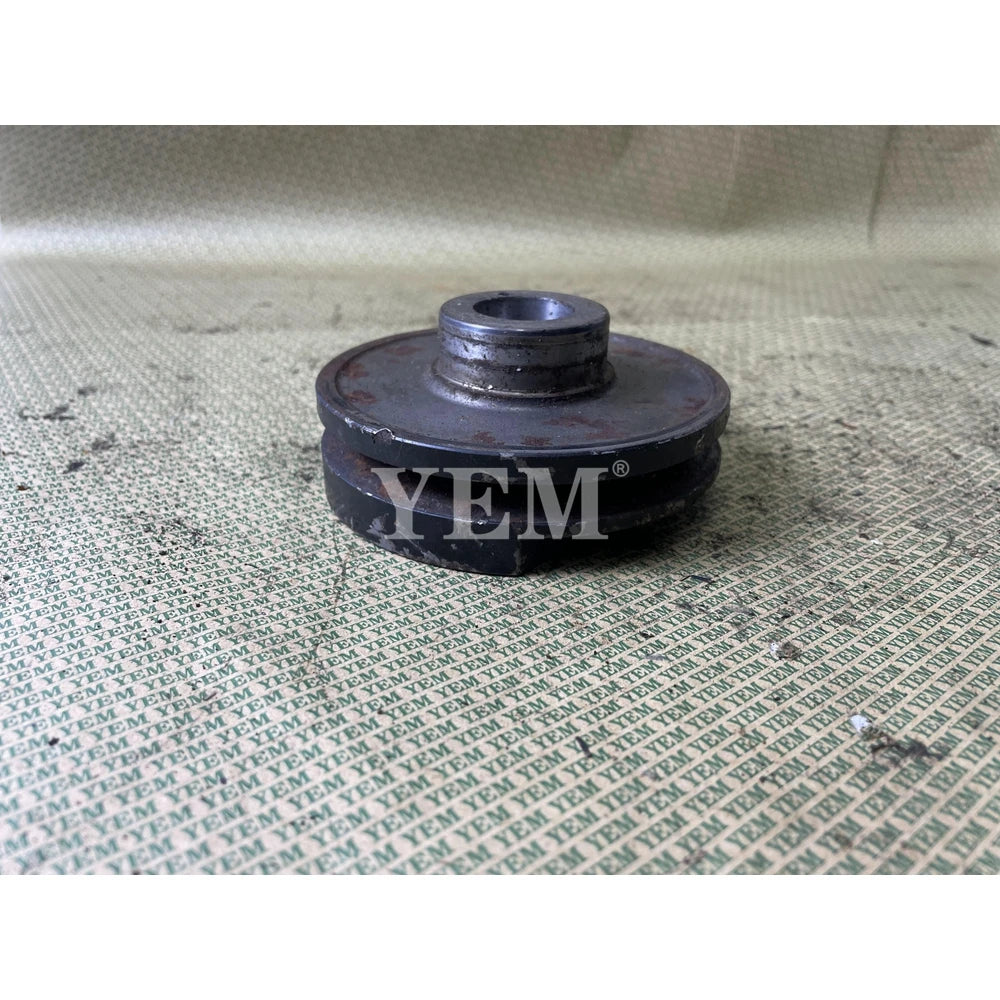 FOR YANMAR ENGINE 3TNV68 CRANK PULLEY (USED) For Yanmar