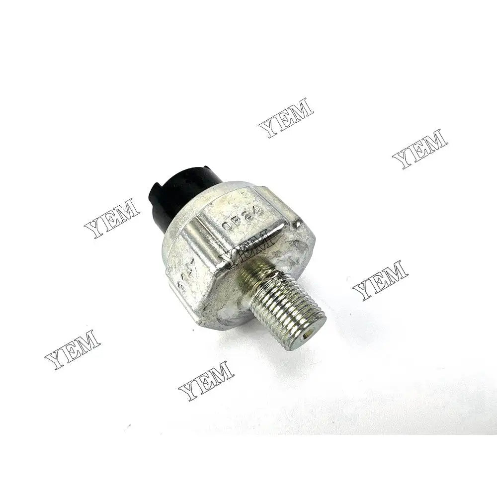 Part Number 1E685-39010 Oil Pressure Switch For Kubota D1105 Engine YEMPARTS