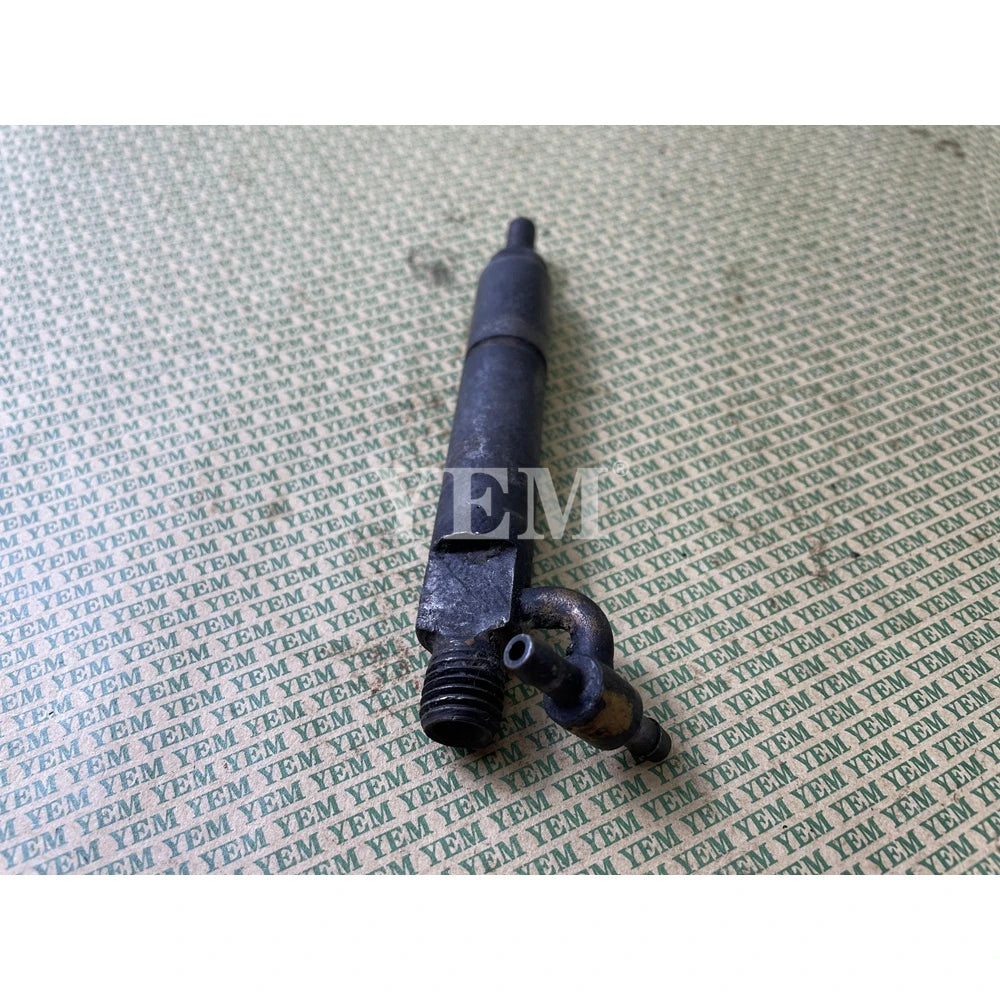 4D95 FUEL INJECTOR FOR KOMATSU (USED) For Komatsu