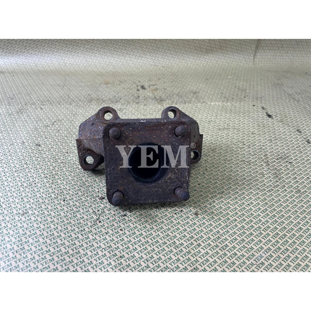 SECOND HAND EXHAUST MANIFOLD FOR MITSUBISHI L2E DIESEL ENGINE PARTS For Mitsubishi