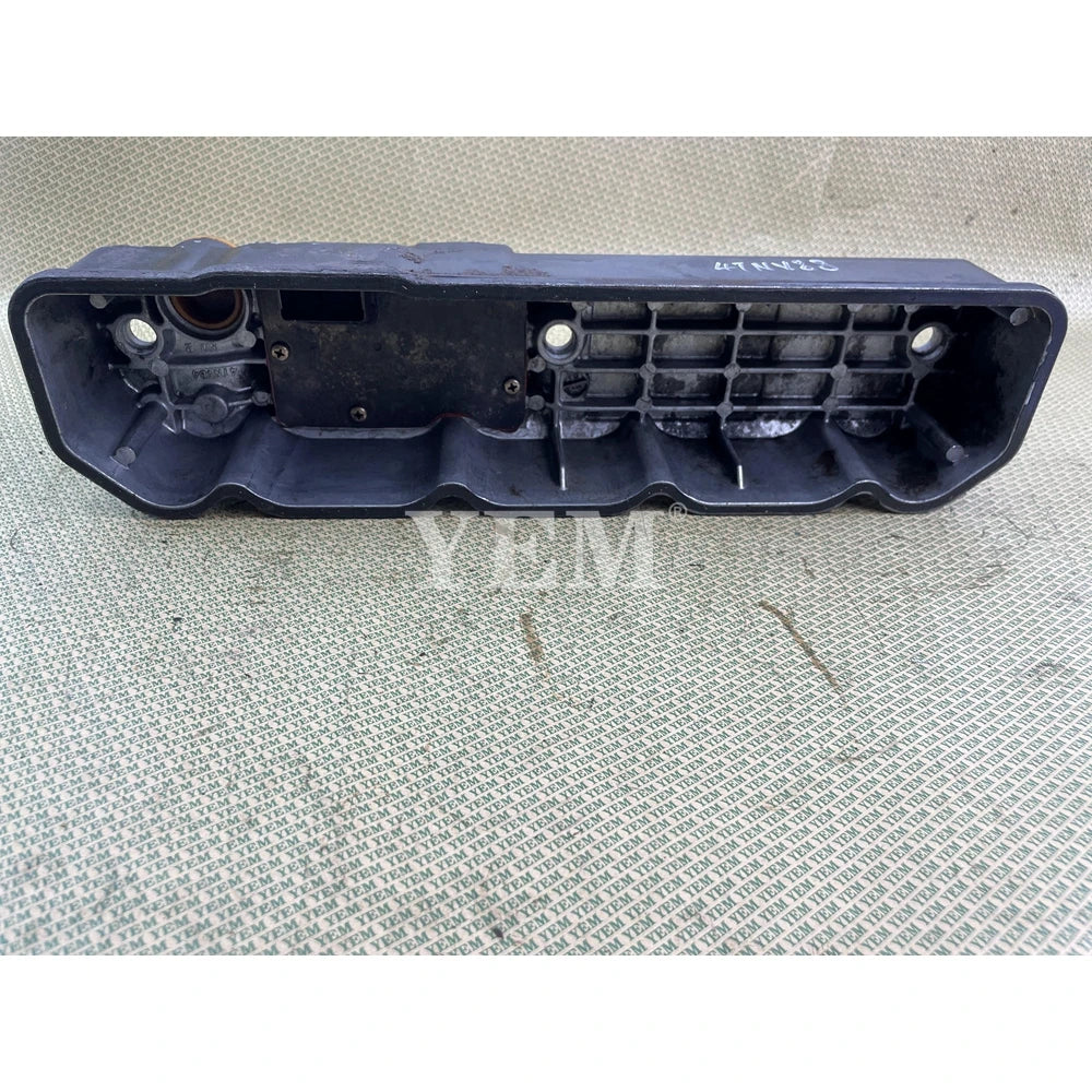 FOR YANMAR ENGINE 4TNV88 VALVE COVER (USED) For Yanmar