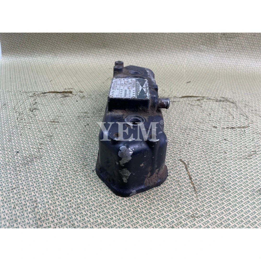 USED VALVE COVER FOR YANMAR 3TNE74 ENGINE For Yanmar