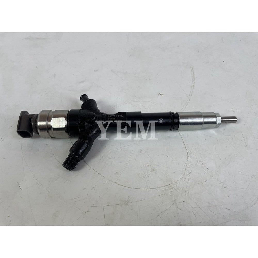 INJECTOR 23670-30400 FOR TOYOTA 1KD DIESEL ENGINE For Toyota