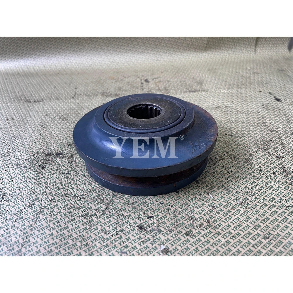 SECOND HAND CRANK PULLEY FOR KUBOTA F2803 DIESEL ENGINE PARTS For Kubota