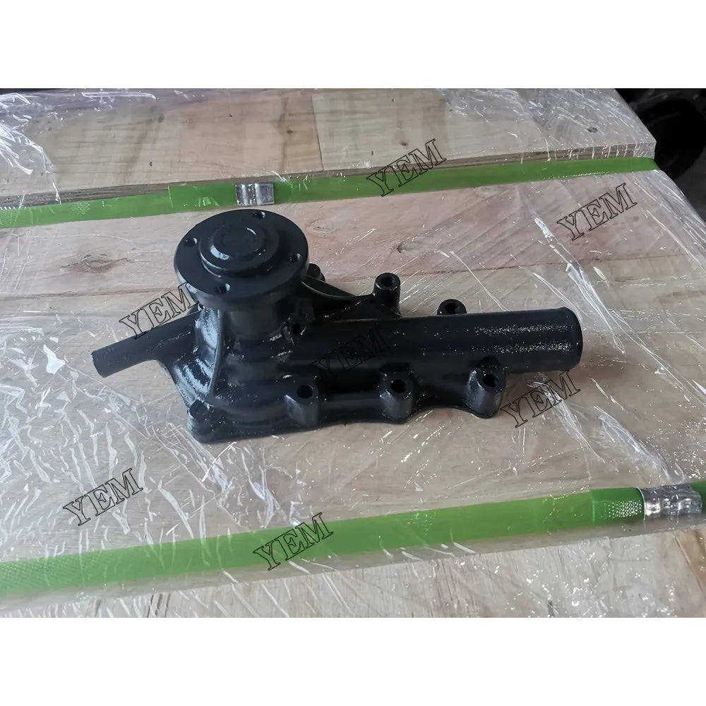 High performanceWater Pump For Isuzu 3KC1 Engine YEMPARTS