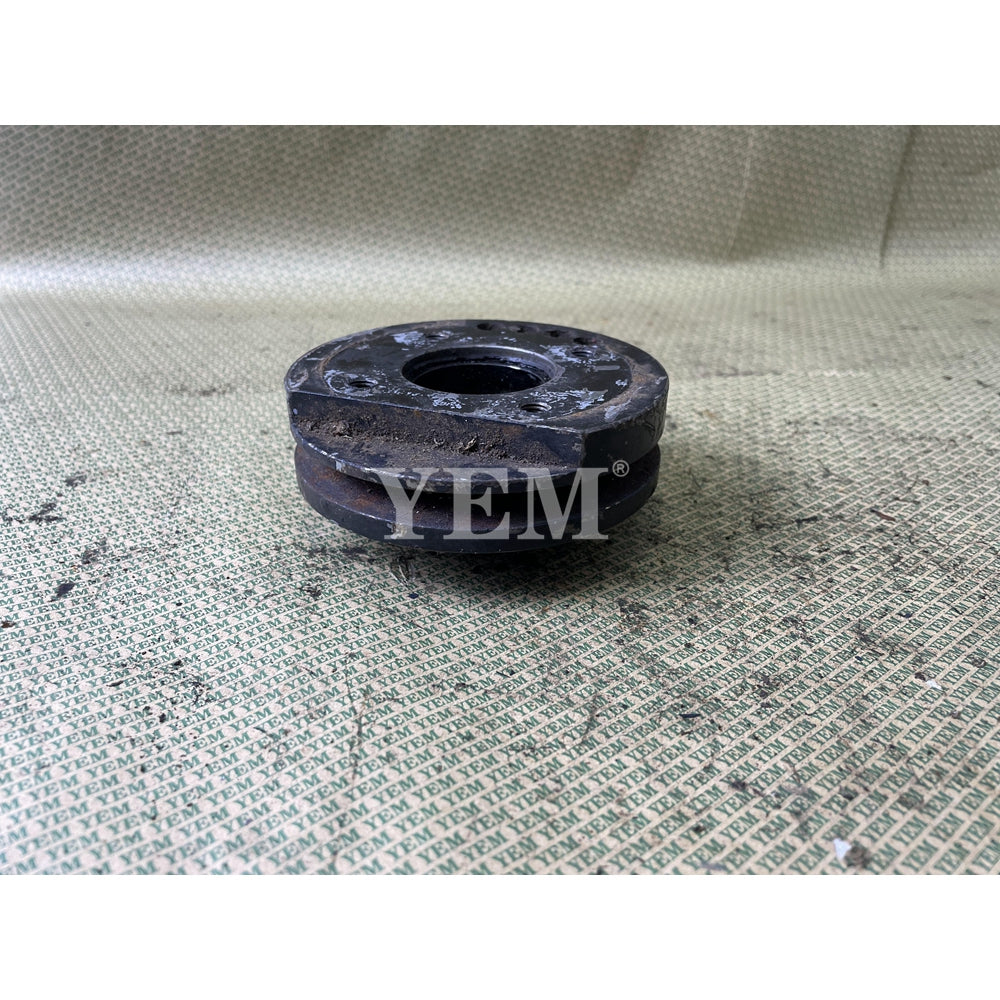 FOR YANMAR ENGINE 3TNV68 CRANK PULLEY (USED) For Yanmar