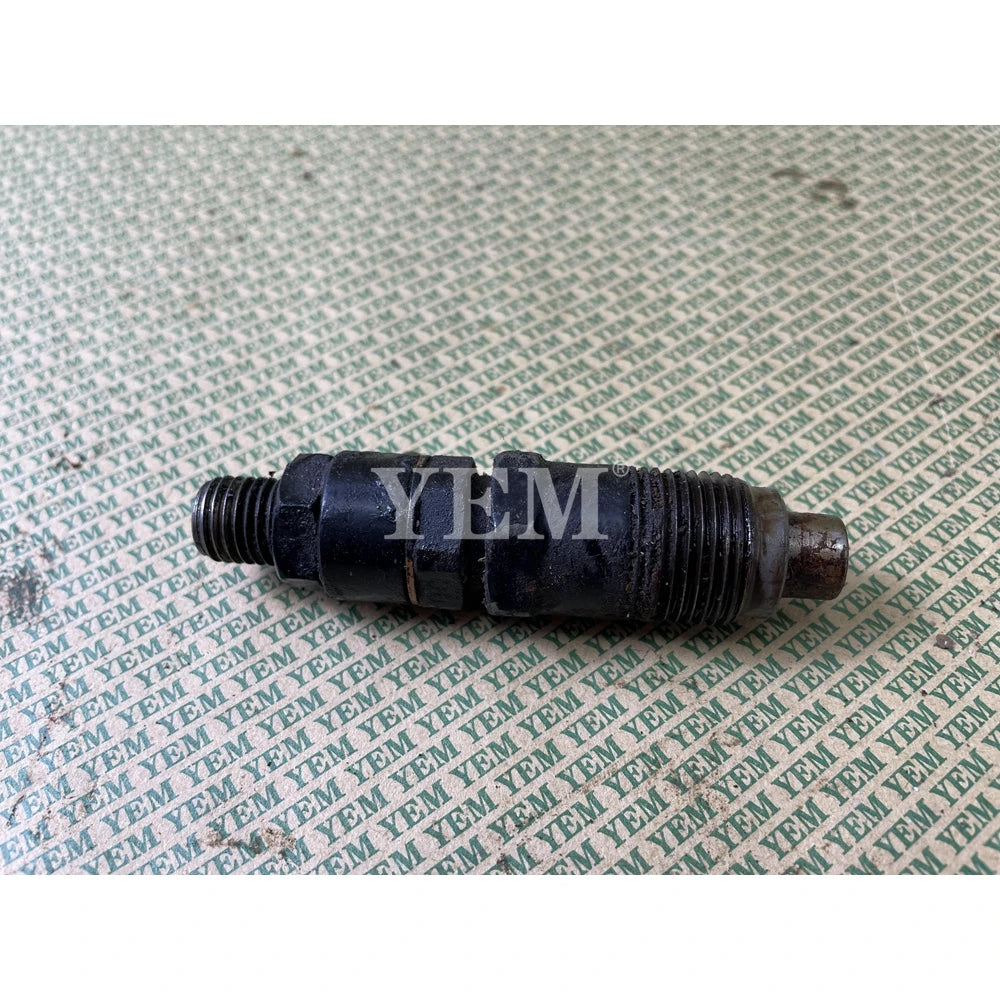 SECOND HAND FUEL INJECTOR FOR YANMAR 2TN66 DIESEL ENGINE PARTS For Yanmar