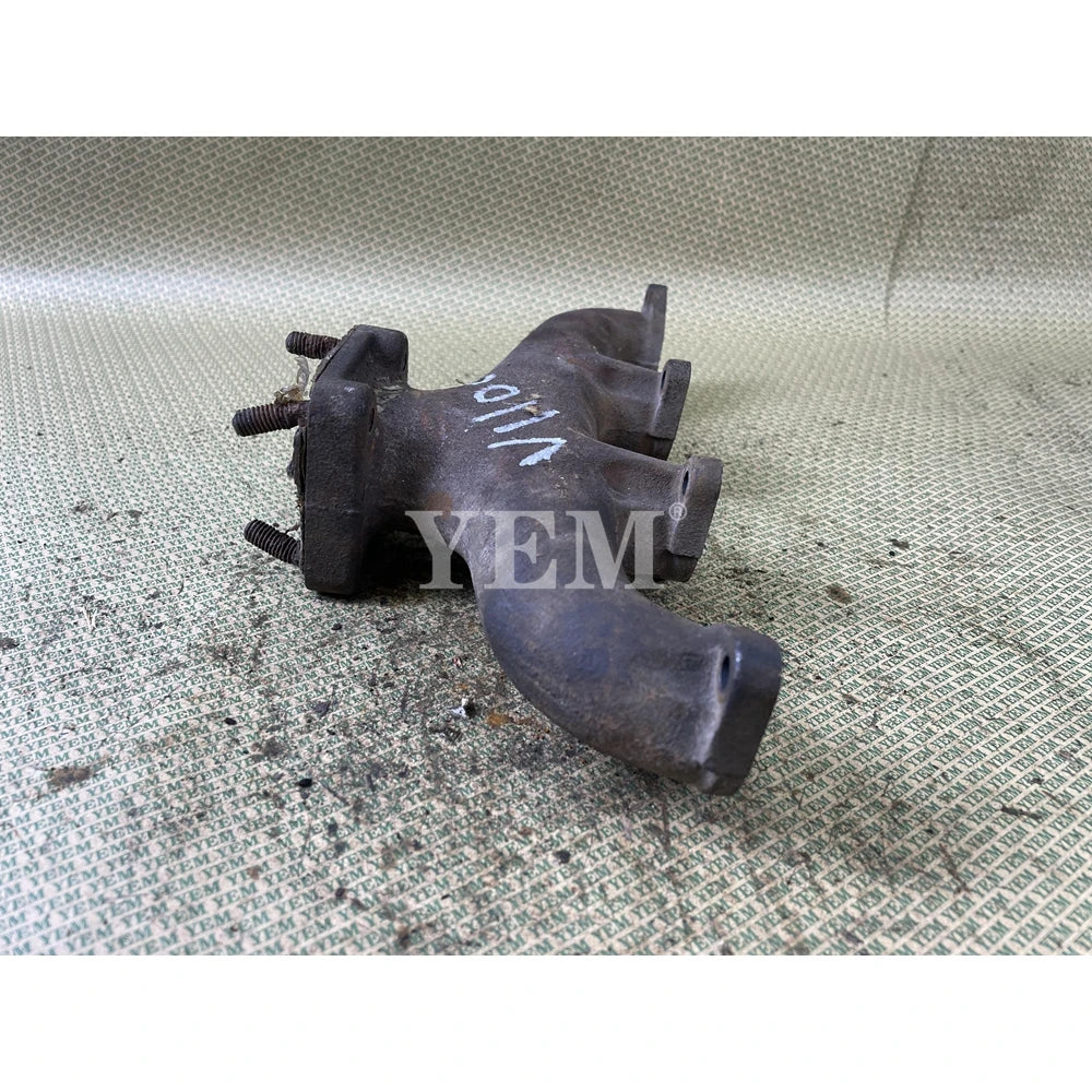 V1100 EXHAUST MANIFOLD FOR KUBOTA (USED) For Kubota