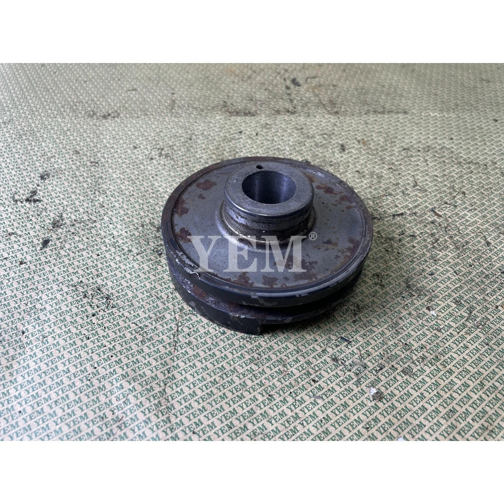 FOR YANMAR ENGINE 3TNV68 CRANK PULLEY (USED) For Yanmar