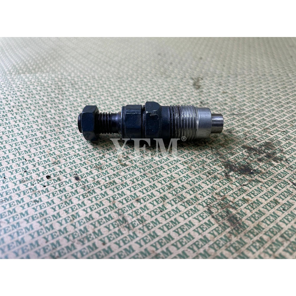 USED INJECTOR 16454-53905 FOR KUBOTA V2203IDI ENGINE For Kubota