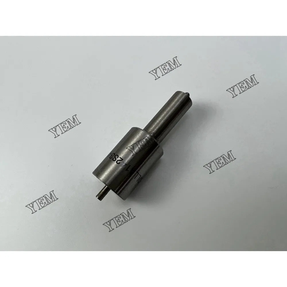 Part Number NP-DLLA142S344ND134 Injection Nozzle For Komatsu 6D105 Engine YEMPARTS