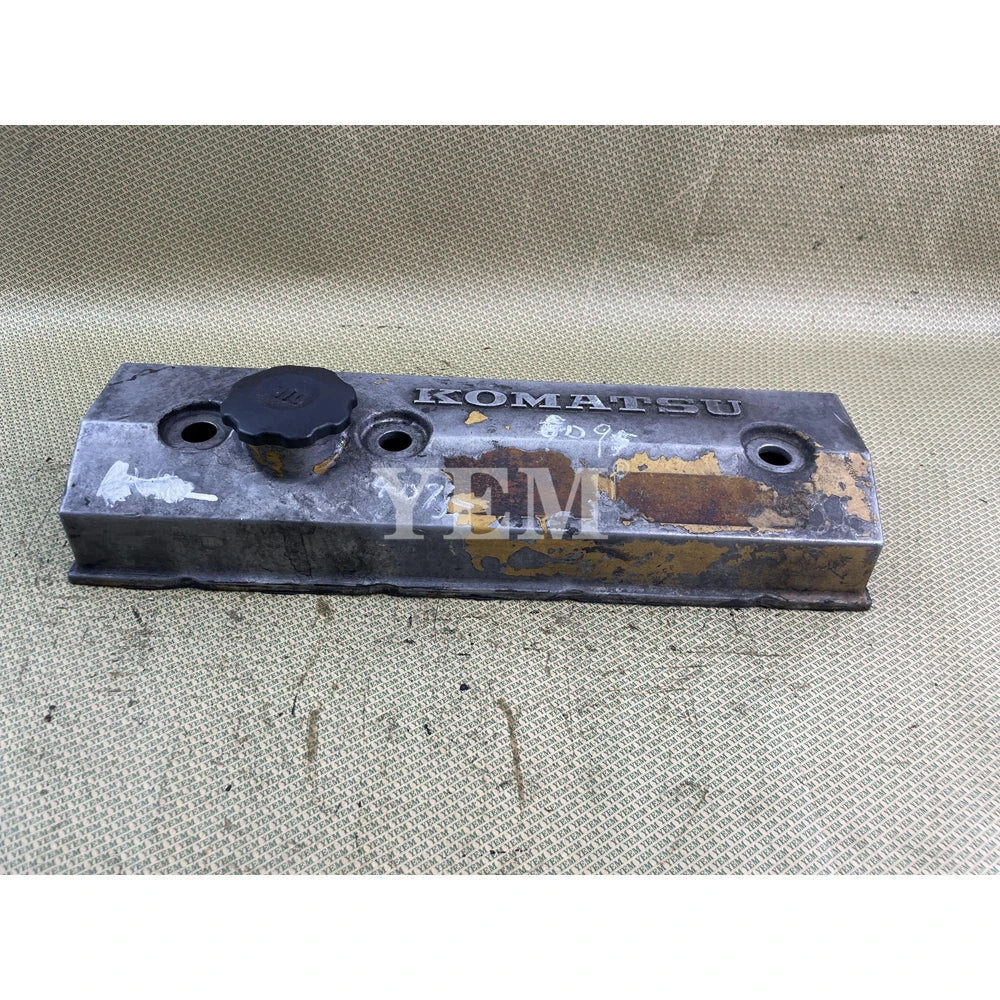 FOR KOMATSU ENGINE 4D95 VALVE COVER (USED) For Komatsu