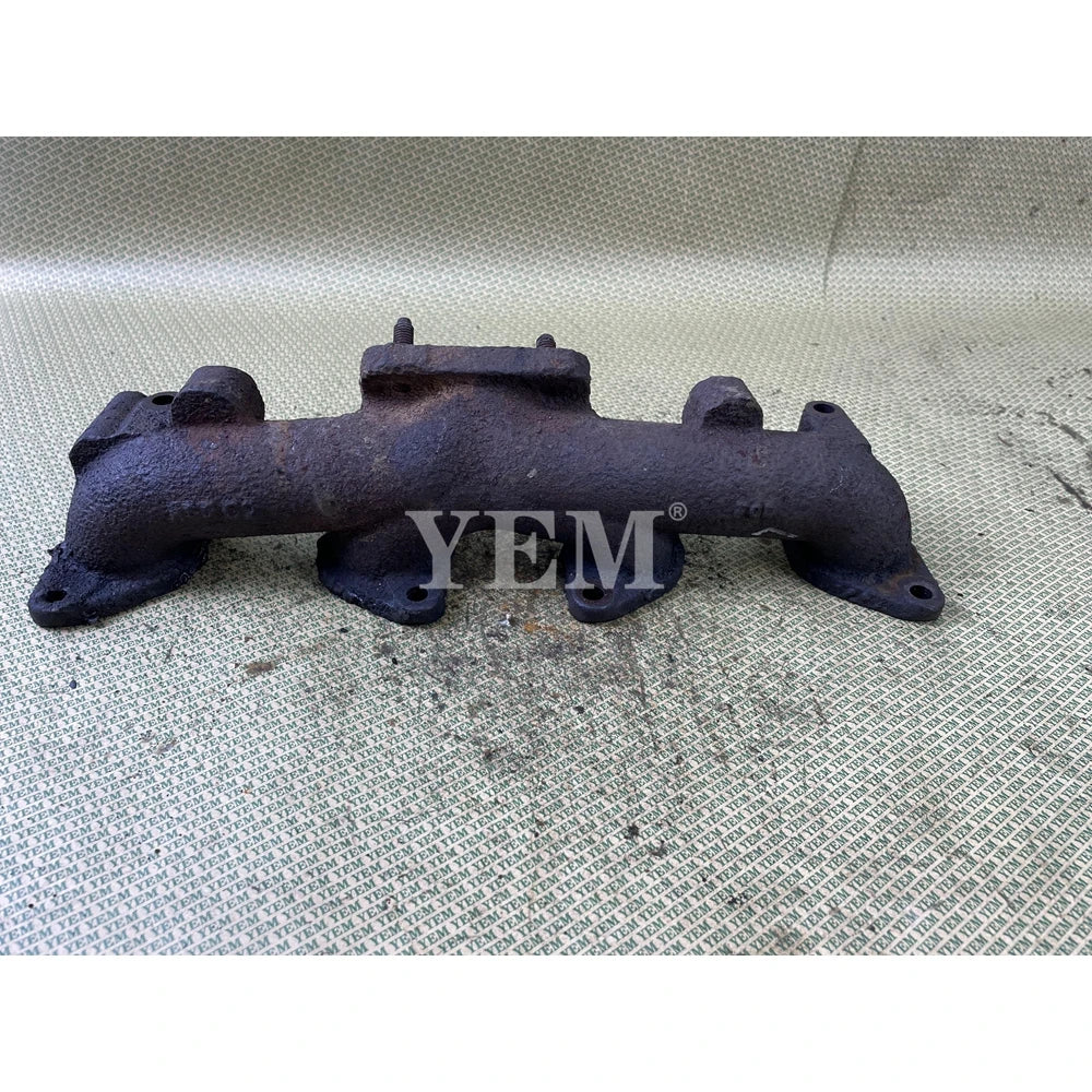 USED V3307 EXHAUST MANIFOLD FOR KUBOTA DIESEL ENGINE SPARE PARTS For Kubota