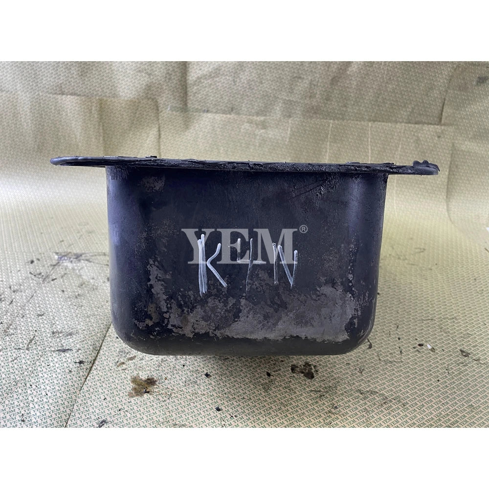 FOR MITSUBISHI ENGINE K4N OIL SUMP (USED) For Mitsubishi