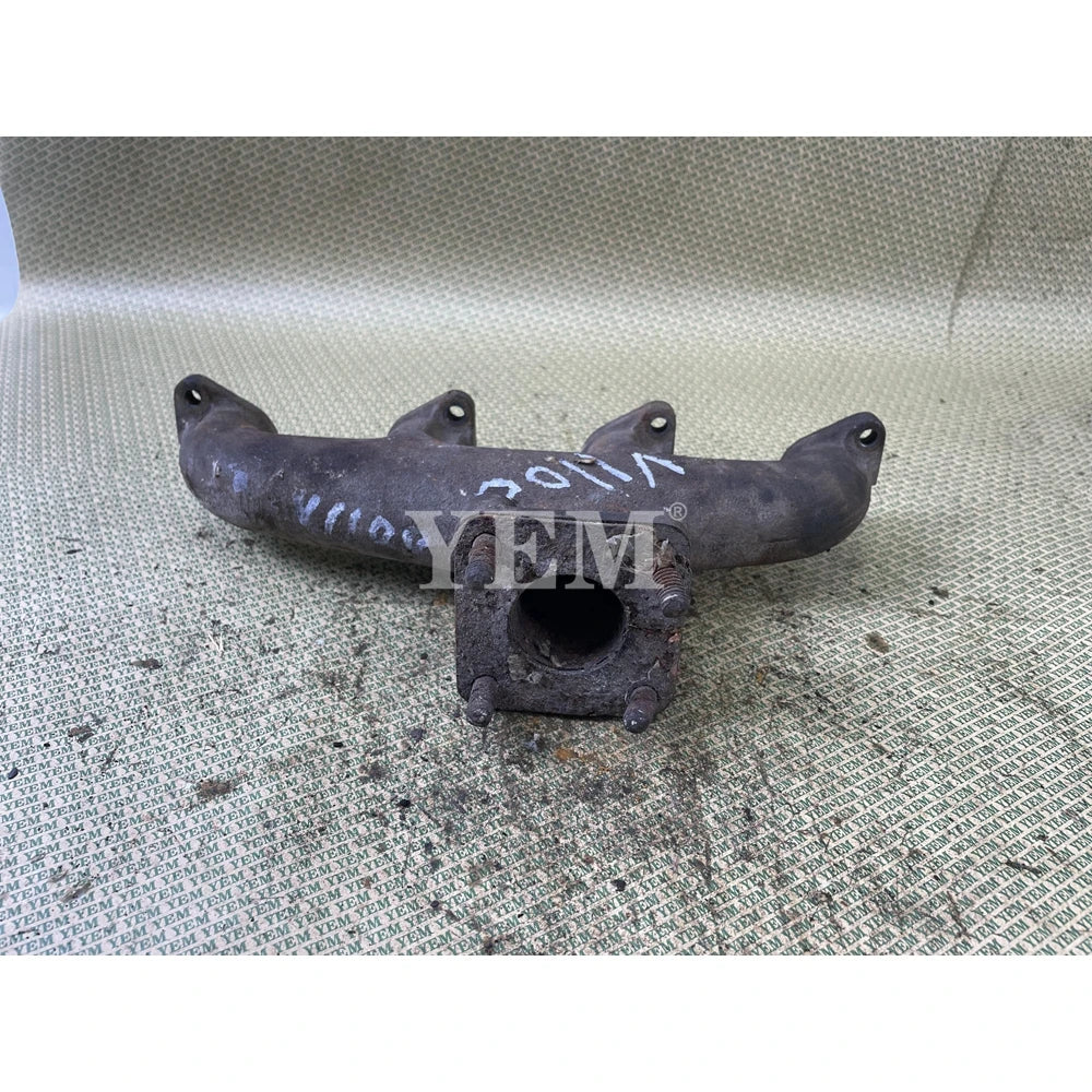 V1100 EXHAUST MANIFOLD FOR KUBOTA (USED) For Kubota